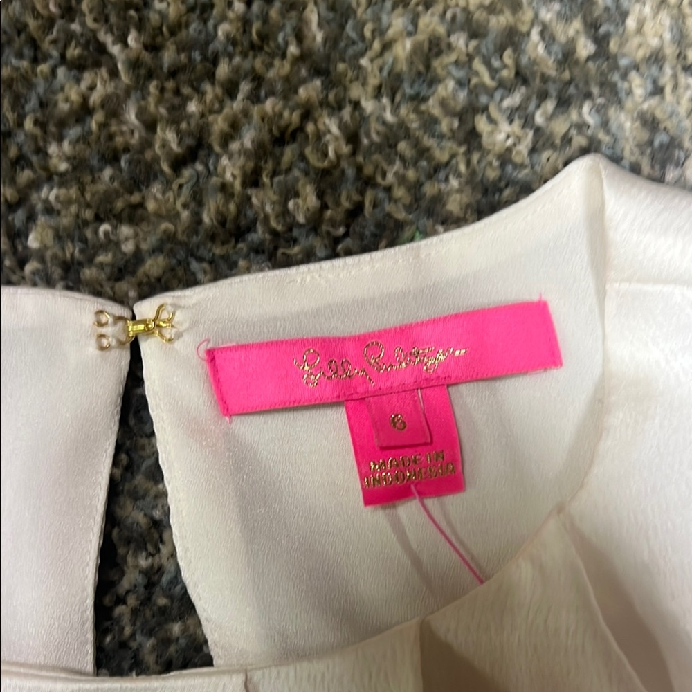Lilly Pulitzer White Peplum Blouse with Puff Sleeves - Picture 2 of 6